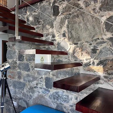 Lucky Lemons - Boutique Madeira - 2 Estreito Da Calheta